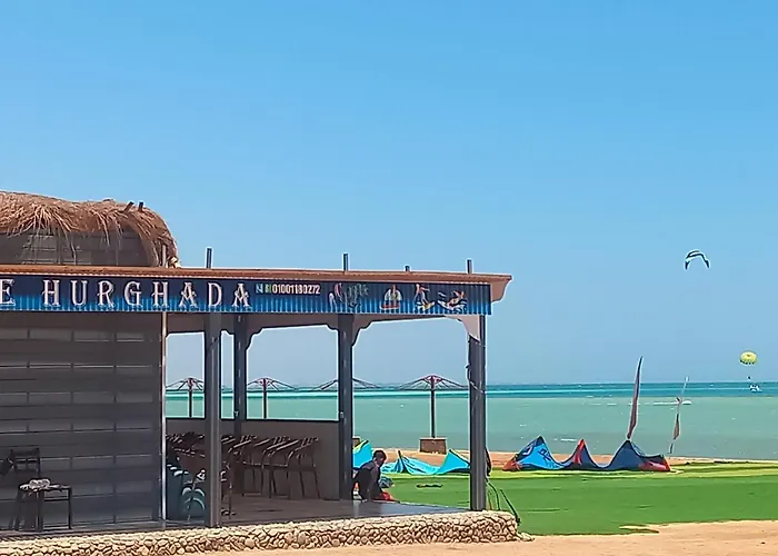 Beachfront Boho Style In Fanadir Bay
